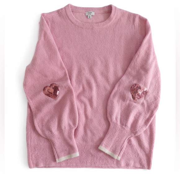 crown & ivy Sweaters - Crown & Ivy pink sweater size XL heart on sleeve